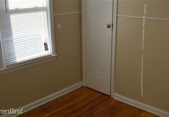 5th image of 7513 Westminster Ave