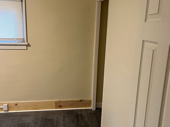 5th image of 4255 Ashland Ave