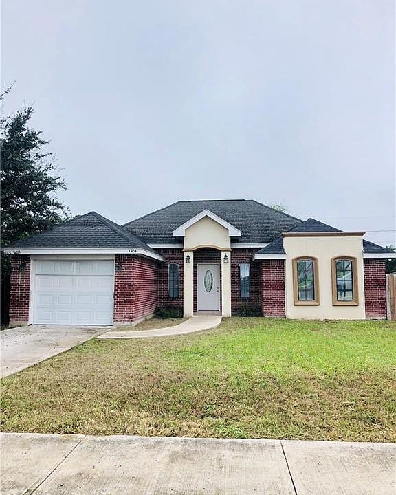 1st image of 3904 Hill Crest Dr