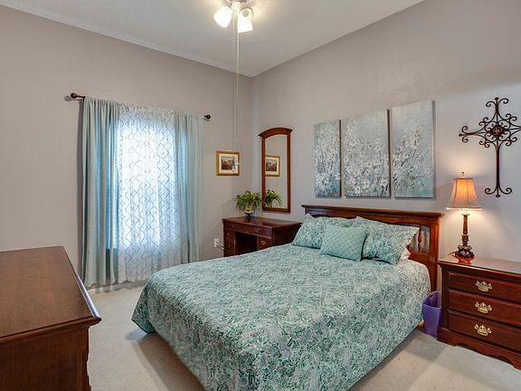 4th image of 7051 Deer Lodge Cir Unit 102