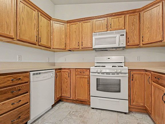 5th image of 1530 Harvest Dr