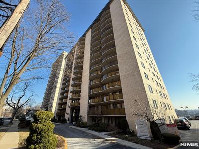 150 Overlook Ave APT 15J, Hackensack, NJ, 07601