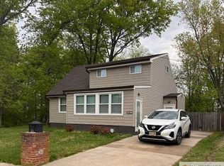 152 S Inman Ave, Avenel, NJ 07001