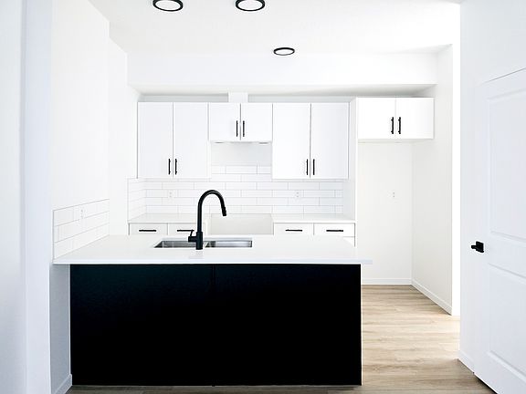 5th image of 11637 84th St NW #1564010