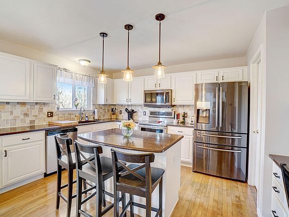5th image of 6654 Woodvine Dr