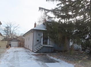 523 S Monterey Ave, Villa Park, IL 60181