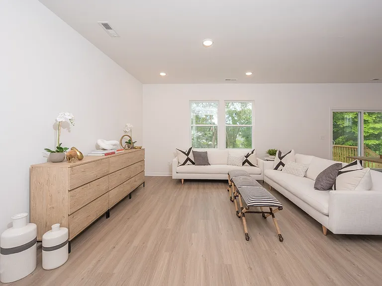 3206 Hearth Hollow Rd — Photo 10