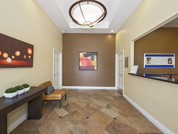 4th image of 695 Auburn Ave #697-202