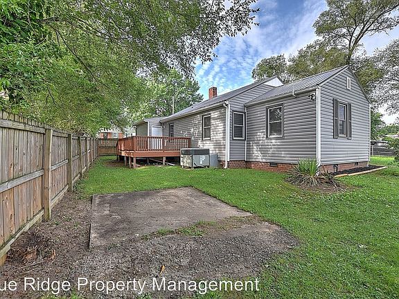 5th image of 1428 Pineola Ave