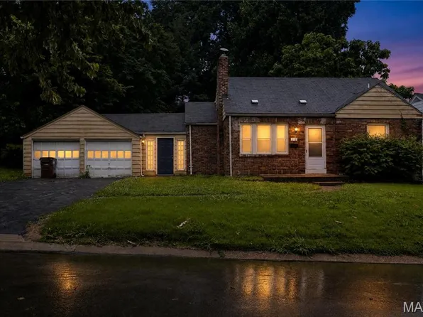 212 Thoroughman Ave, Saint Louis, MO 63135