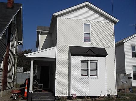 1st image of 1609 1st Ave #1611