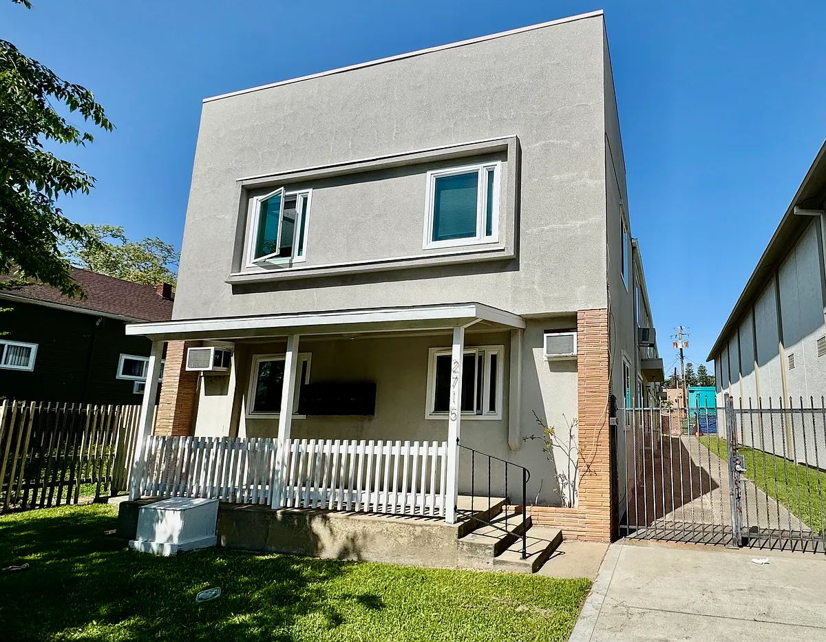 Building Photo - 2715 S St #3