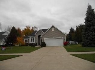 1075 Northmeadow Dr SW, Byron Center, MI 49315