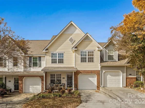 791 Rock Lake Gln, Fort Mill, SC 29715