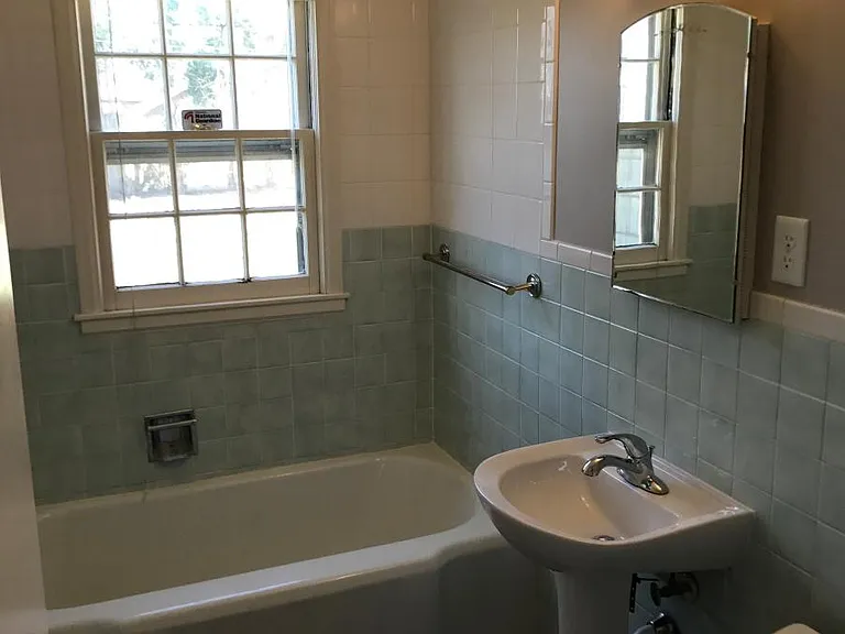 207 S Pinecrest St — Photo 7