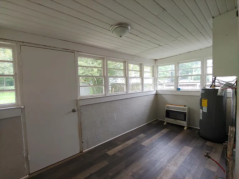 408 Willow Dr — Photo 10