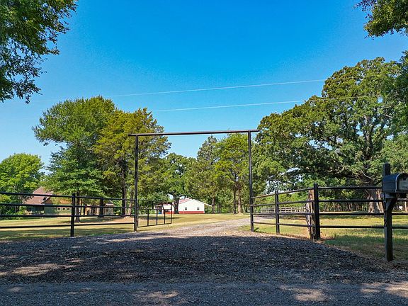 3rd image of 1072 Vz County Road 2701