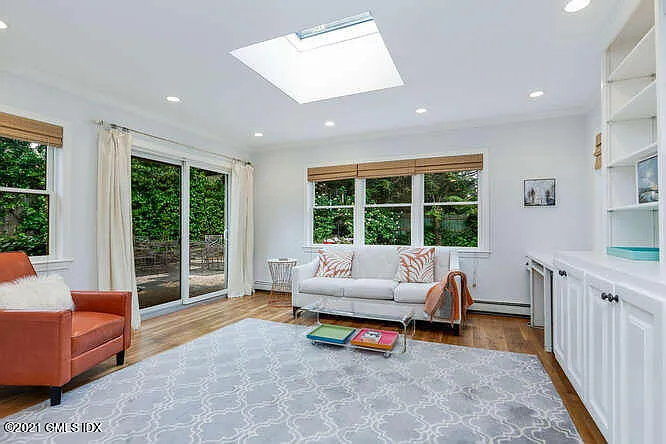 25 Arnold St — Photo 8