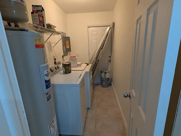 4626 Arthur St — Photo 10