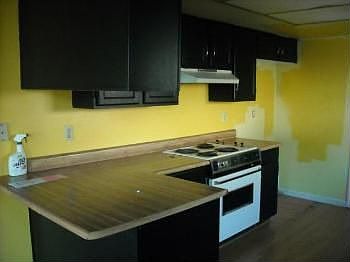 3rd image of 3856 E Holmes Ave