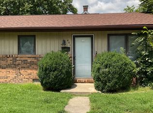 401 S 13th St, Belleville, IL 62220