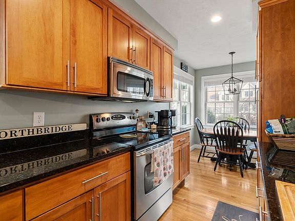 5th image of 123 Carrington Ln #123