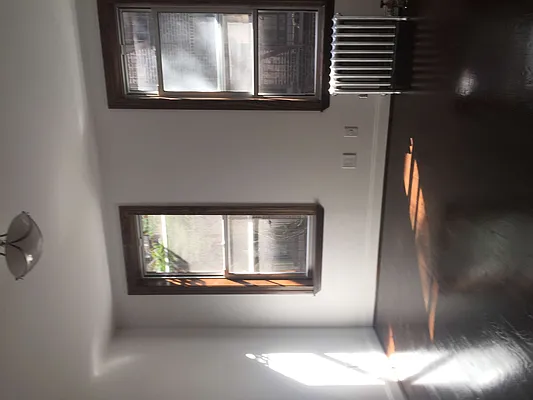 Rented by Warren T Real Estate Corp. | media 14