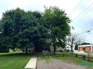 209 Taylor Dr, West Unity, OH 43570