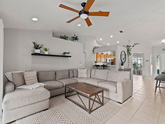 4th image of 3590 SW Voyager Street
