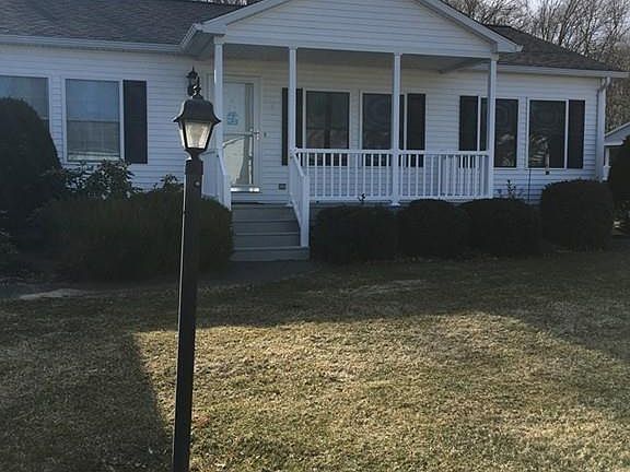 2nd image of 48 Brookstone Dr