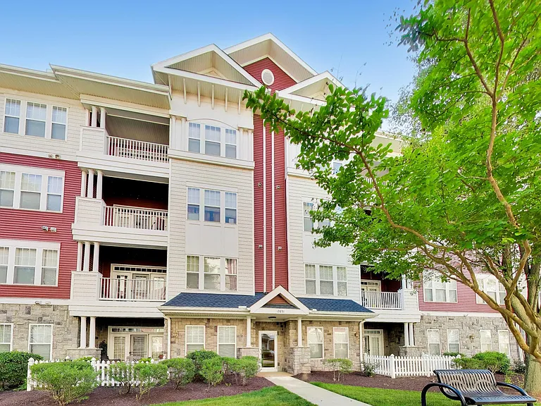 13851 Belle Chasse Blvd #213 — Photo 37