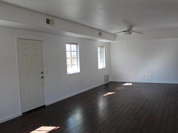 4th image of 142 3rd Ave #1