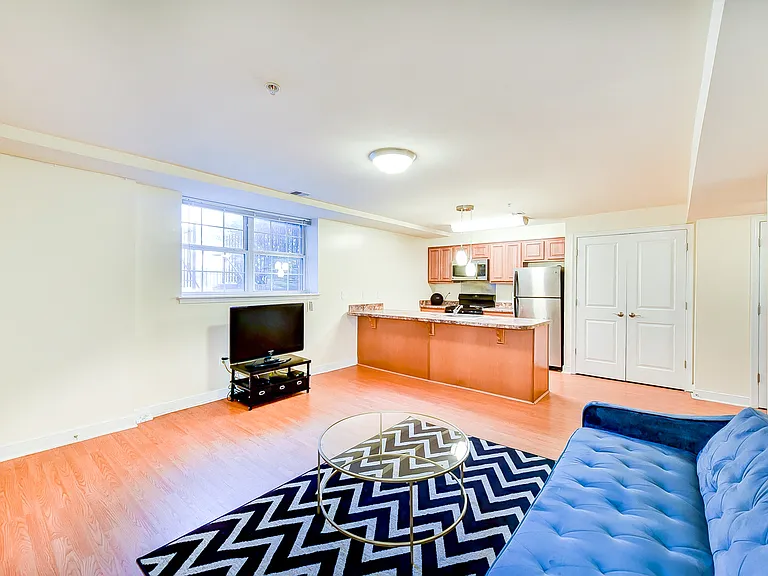 Park Vista Apartments — Photo 8