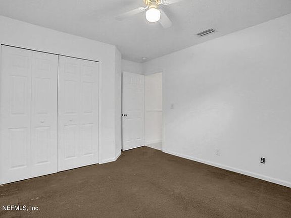 5th image of 2142 Walnut Creek Ct N