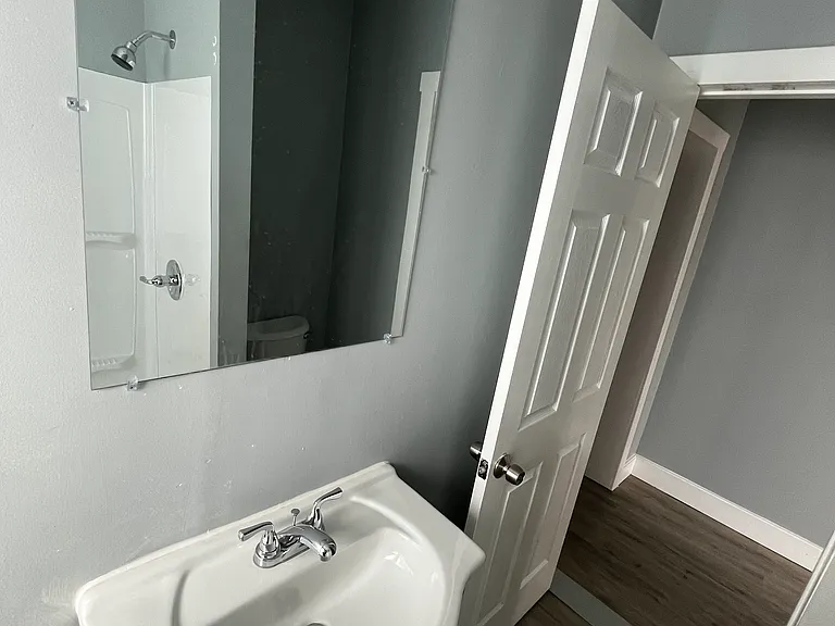 328 Ferry Ave #2 — Photo 7