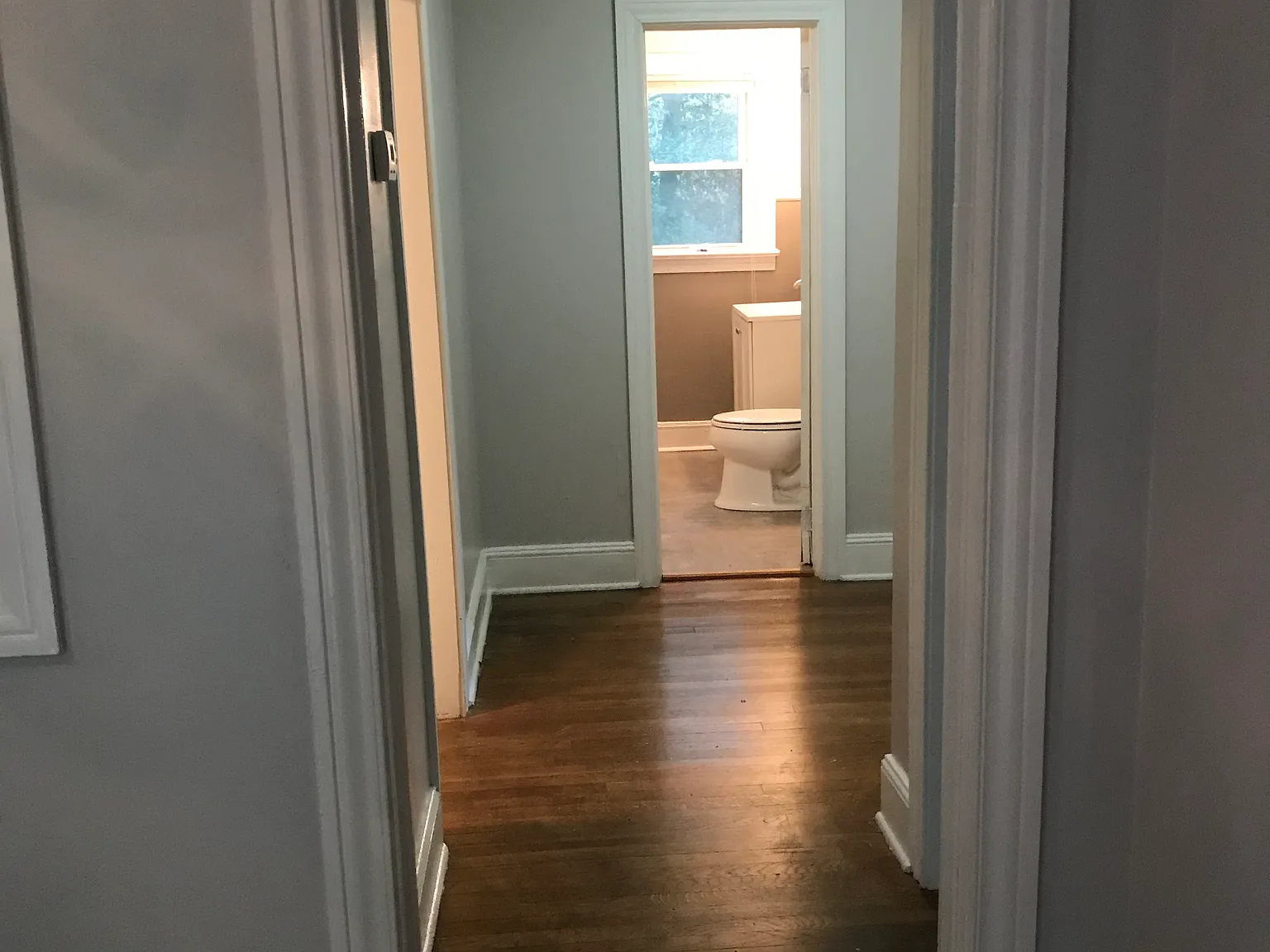 2 bed, 1200 sqft, $1,200 — Photo 3