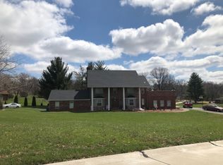 1202 Edlor Dr, Saint Louis, MO 63138