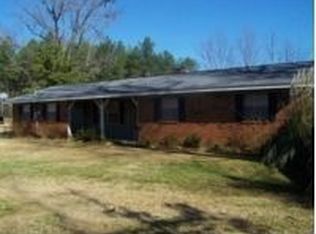 1017 Hildreth Rd, Columbus, MS 39702