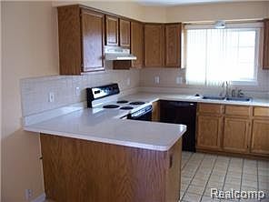 5th image of 19555 Mandarin Dr