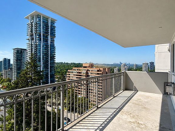 5th image of 551 Austin Ave #1101