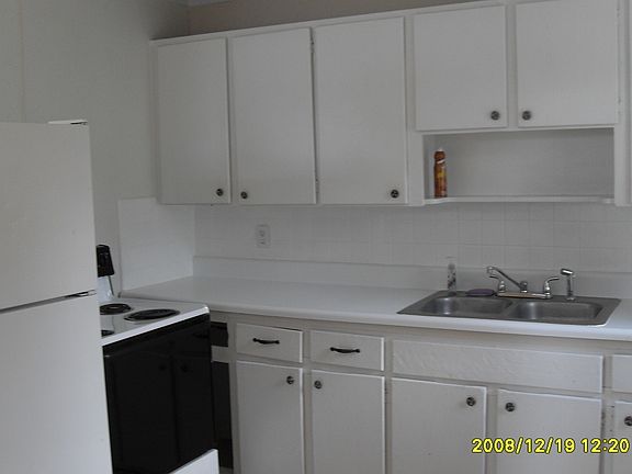 4th image of 421 11th St S