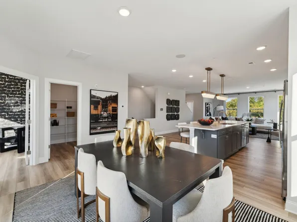 1236 S Person St #201, Raleigh, NC 27601