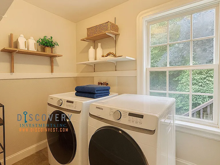 6301 Broadway Ter — Photo 13