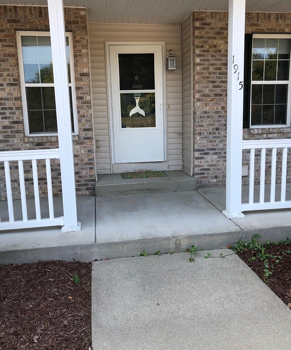 1915 Redbud Ln #5, Lansing, MI 48917 | Zillow