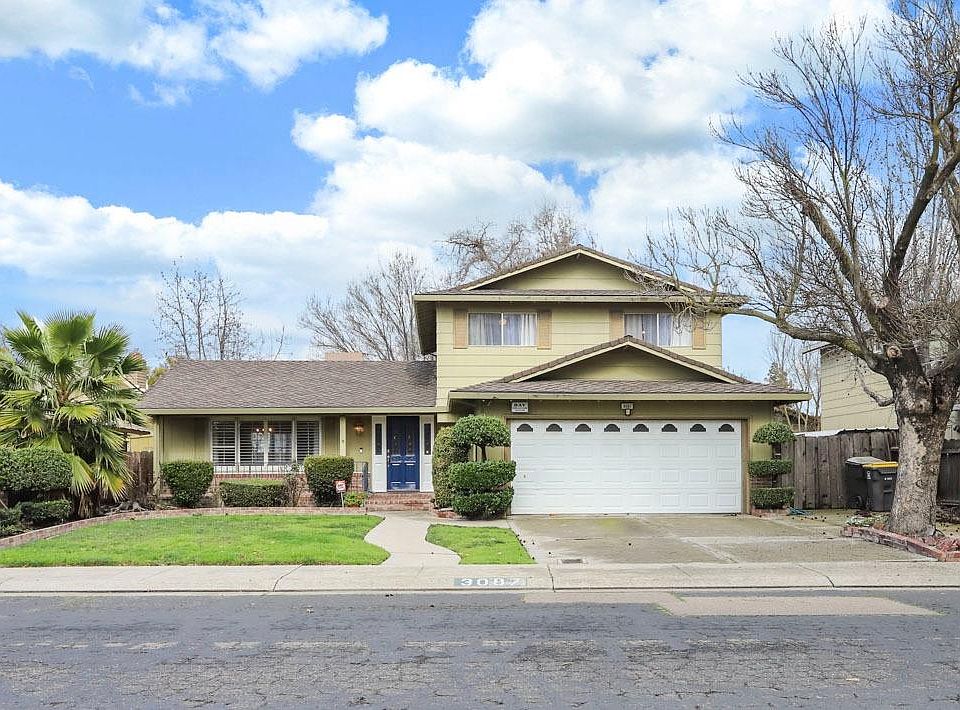 1st image of 3087 Beaufort Ave