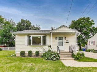 1005 N 13th St, Dekalb, IL 60115