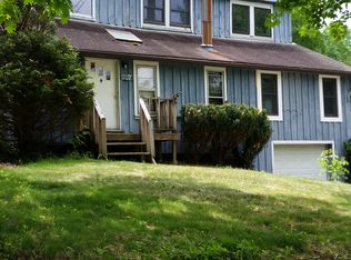 287 Crossover Rd, Bennington, VT 05201