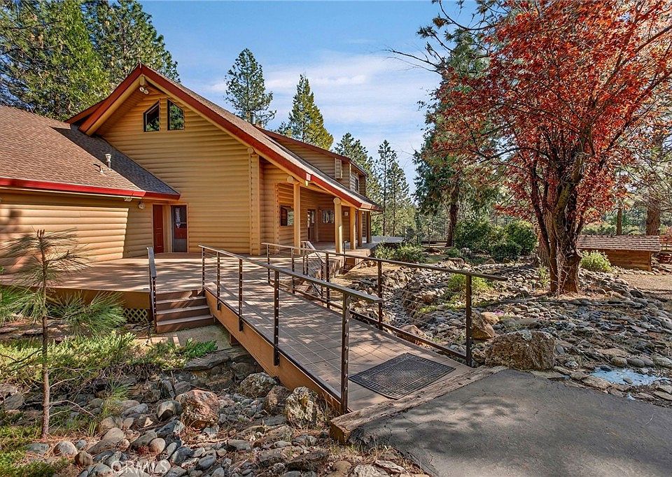 1st image of 15756 Fitzgerald Ct