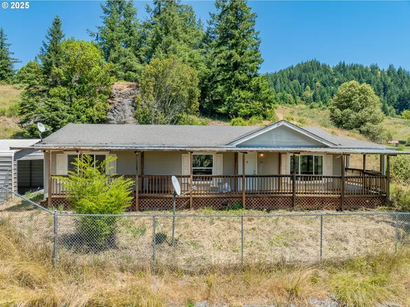 48693 Highway 242, Broadbent, OR 97414