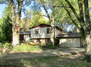48 Ontario Trl, Malvern, OH 44644